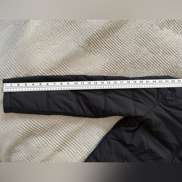 TravisMathew Palisades Puffer Jacket Black Men’s Small NWT Lightweight - Picture 12 of 12